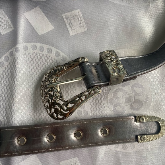 Oh Polly silver bikini top - Picture 3 of 4